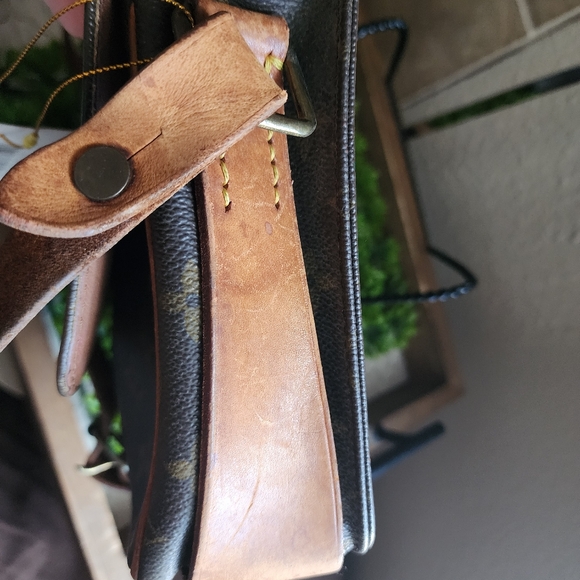 Louis Vuitton Monogram Cartouchiere - Picture 6 of 17